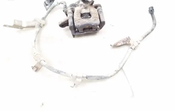Nissan Qashqai Rear brake caliper