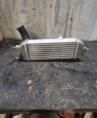 KIA Ceed Intercooler radiator 6039515