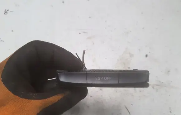 ESP (stability program) switch