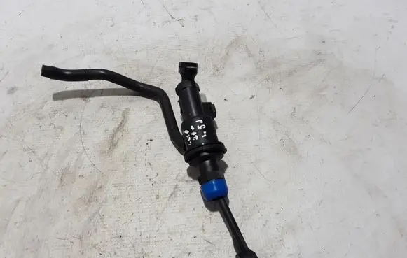 Clutch slave cylinder