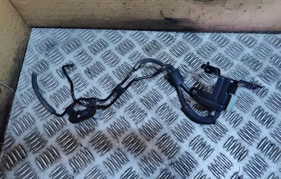 Hyundai i40 Vacuum valve 351202H45