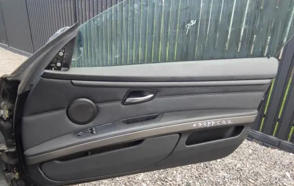 BMW 3 E92 E93 Front door card panel trim