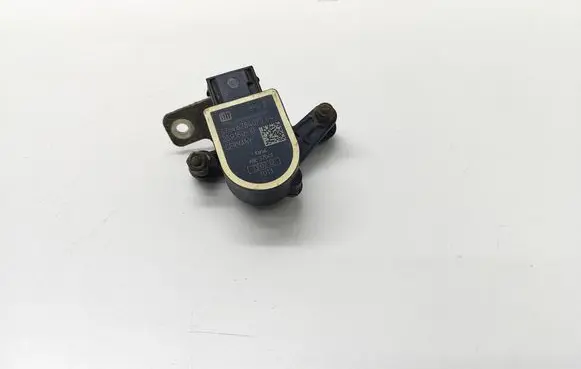 BMW 5 F10 F11 Rear air suspension level height sensor 6752797 675279702 37146752797