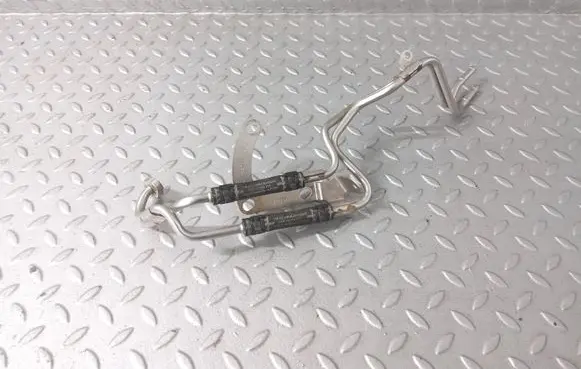 Coolant pipe/hose