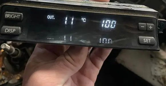 Subaru Outback Clock 