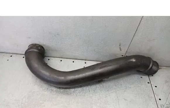 Volvo S40, V40 Intercooler hose/pipe 30896686