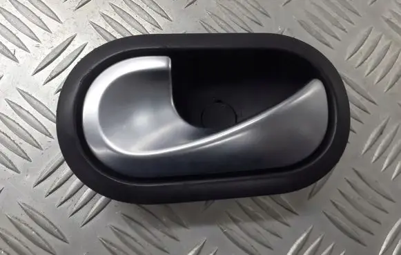 Renault Scenic II - Grand scenic II Rear door interior handle trim 8200028487