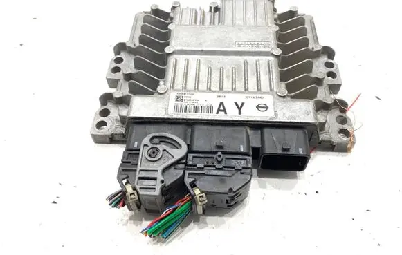 Nissan Qashqai Engine control unit/module ECU S180033104