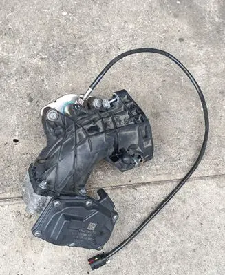 BMW 4 F32 F33 Electric throttle body valve 1354781075203 13547810752 7810752
