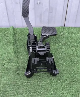 Audi Q3 F3 Brake pedal 5Q1723058BP 5Q1723503L
