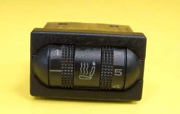 Volkswagen PASSAT B4 Seat heating switch 3A0963563