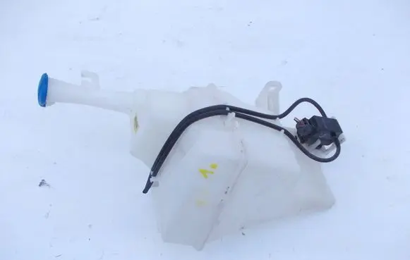 KIA Rio Windshield washer fluid reservoir/tank 986101W000 986101W100 986101W010