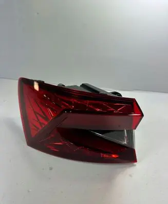 Skoda Fabia Mk4 (6VA) Rear/tail lights