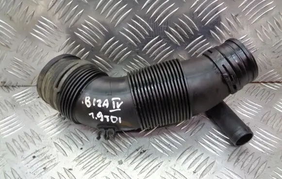 Seat Ibiza IV (6J,6P) Air intake hose/pipe 6J0129656