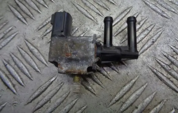 Nissan Micra Turbo solenoid valve K5T48474