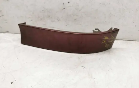 Rear/tail light trim molding
