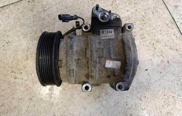 KIA Sorento Air conditioning (A/C) compressor (pump) 1615017700