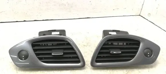 Dashboard side air vent grill/cover trim