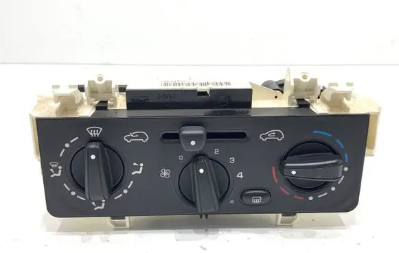 Citroen C3 Pluriel Interior fan control switch F664477S