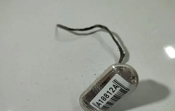 Ford Focus Front fender indicator light 
