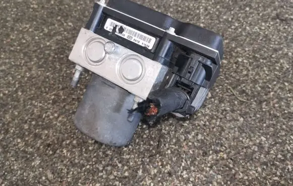 Audi A6 S6 C6 4F ABS Pump 4F0910517AC 4F0614517