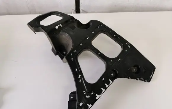 BMW X6 E71 Rear bumper mounting bracket 7176246
