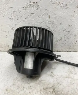 Volkswagen Multivan T4 Heater fan/blower 357819021 0765006812 5399386010