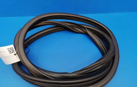 Peugeot 307 Rubber seal rear door 