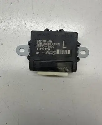 Lexus RX 450H Wing mirror control module 8943048090 615232000