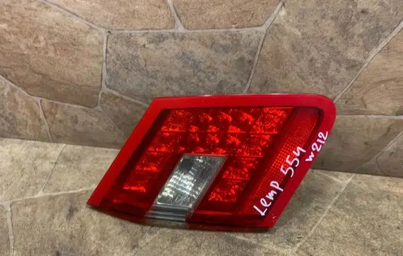 Mercedes-Benz E W212 Tailgate rear/tail lights 