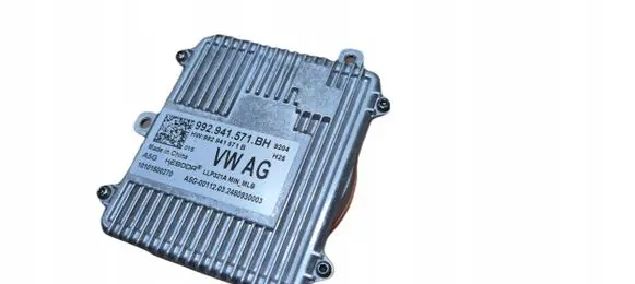 Porsche Cayenne (9Y0 9Y3) Voltage converter/converter module 