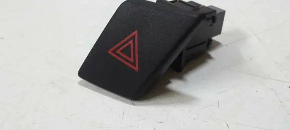 Toyota Yaris Hazard light switch 843320D010