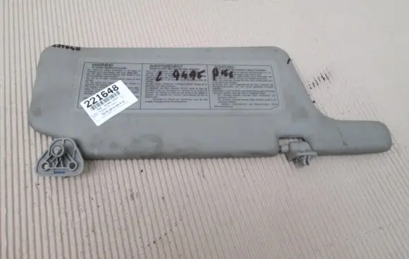 Nissan Primera Sun visor