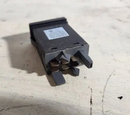 Volkswagen PASSAT B5.5 Hazard light switch 3B0953235D PA66GF30 PN160000