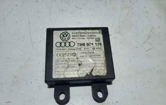Audi A4 S4 B7 8E 8H Alarm control unit/module 8H0951178 510030630 36591032149A