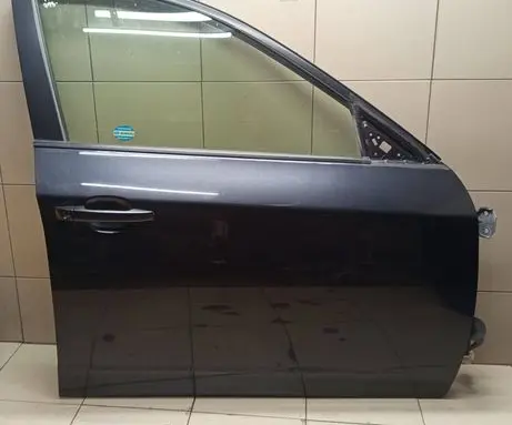 Subaru Impreza II Front door 