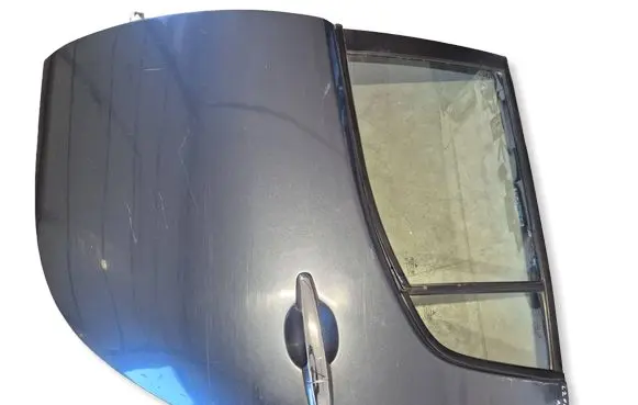 Mitsubishi L200 Rear door 