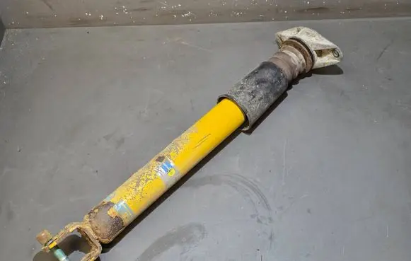 Audi A8 S8 D2 4D Rear shock absorber/damper 