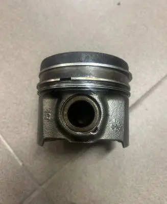 Ford Mondeo MK V Piston 0851E 18R10851E