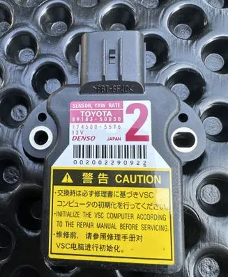 Lexus RX 450H Acceleration sensor 8918350030 1745005576
