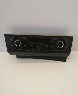 Audi A5 8T 8F Climate control unit 8T2820043S