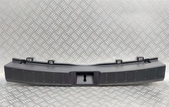 Mitsubishi Eclipse Cross Trunk/boot sill cover protection 7240A222ZZ