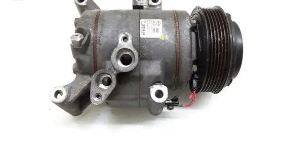 Mazda 3 II Air conditioning (A/C) compressor (pump) F500JUBCA04
