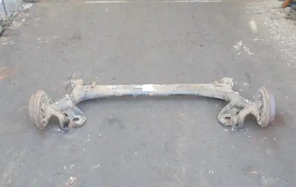 Skoda Fabia Mk1 (6Y) Rear beam 
