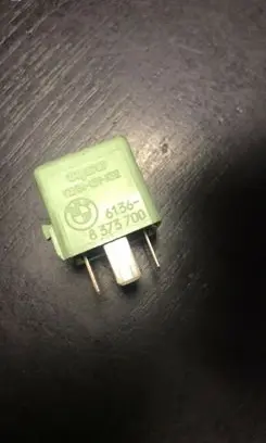 BMW 5 E39 Other relay 8373700