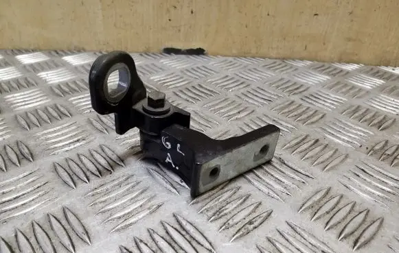 Volvo V40 Rear door lower hinge 31352694