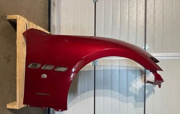 Maserati GranTurismo Fender