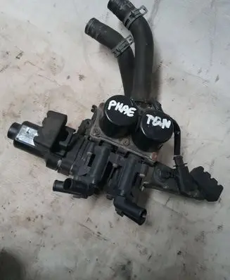Volkswagen Phaeton Coolant heater control valve 3D1959617C