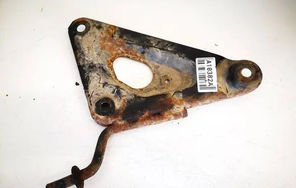 Opel Astra H Engine mounting bracket 