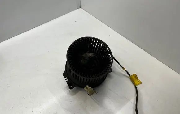 Peugeot 406 Heater fan/blower 651055P